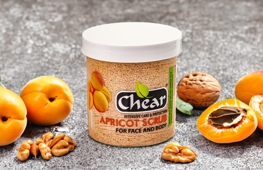 The Benefits of Exfoliating with Walnut & Apricot Extracts