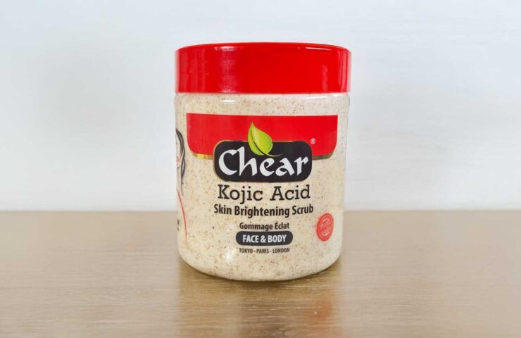 Kojic Acid Exfoliating Scrub